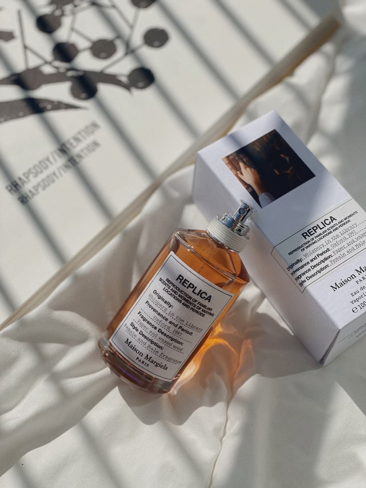 메종마르지엘라 레플리카 위스퍼 인 더 라이브러리 EDT 100ml